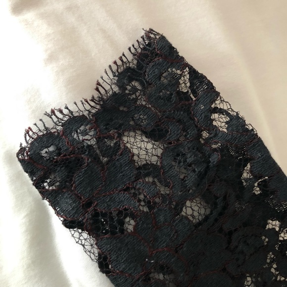 Beautiful black satin and lace blouse - Picture 6 of 7